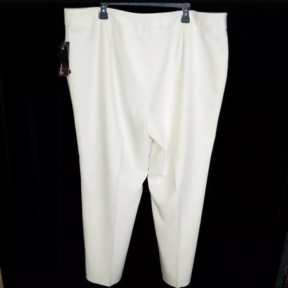 Conrad C Petite 24 Melissa Fit White stretch lined - Picture 2 of 6